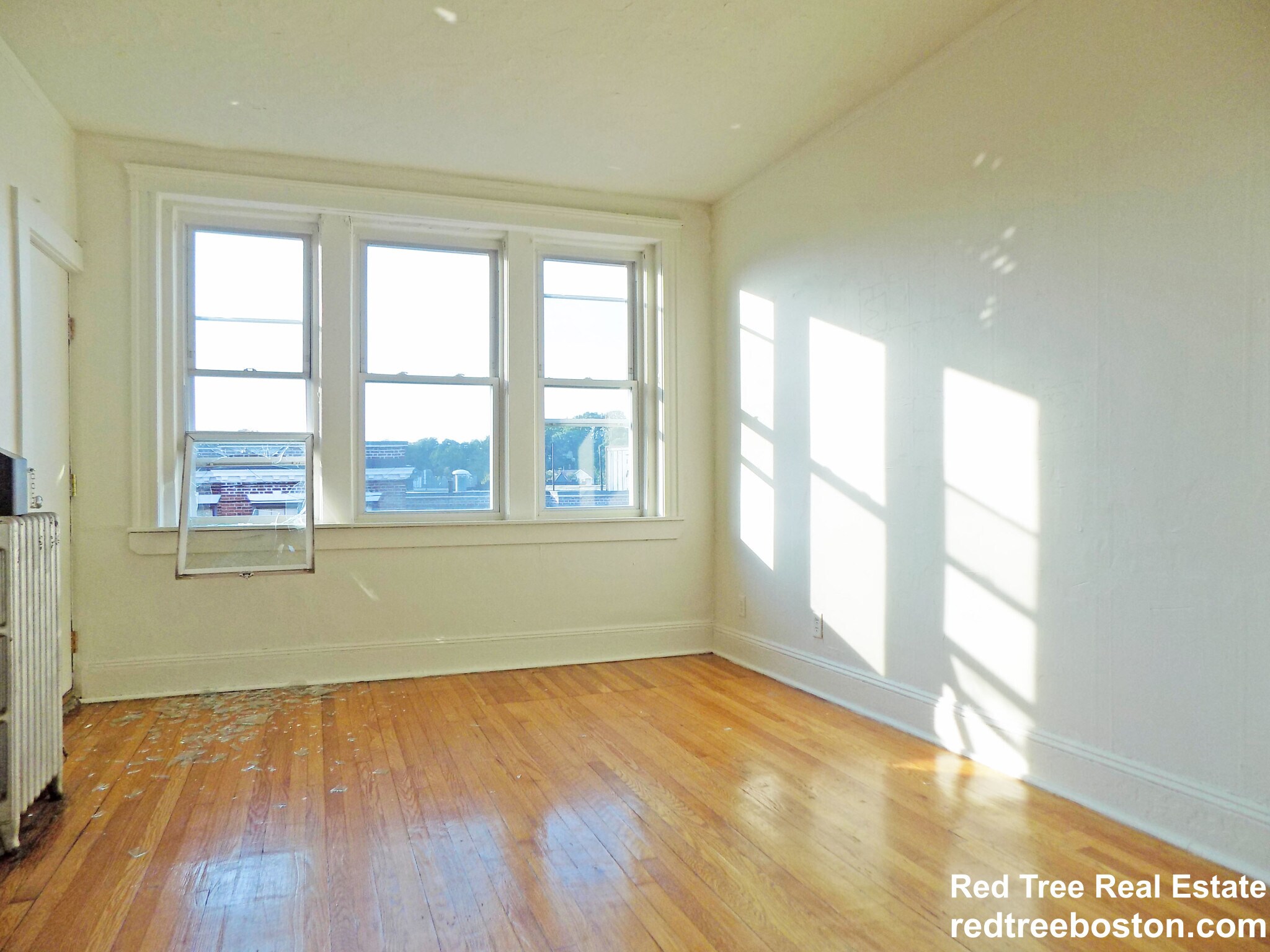 Building Photo - 127 Sutherland Rd