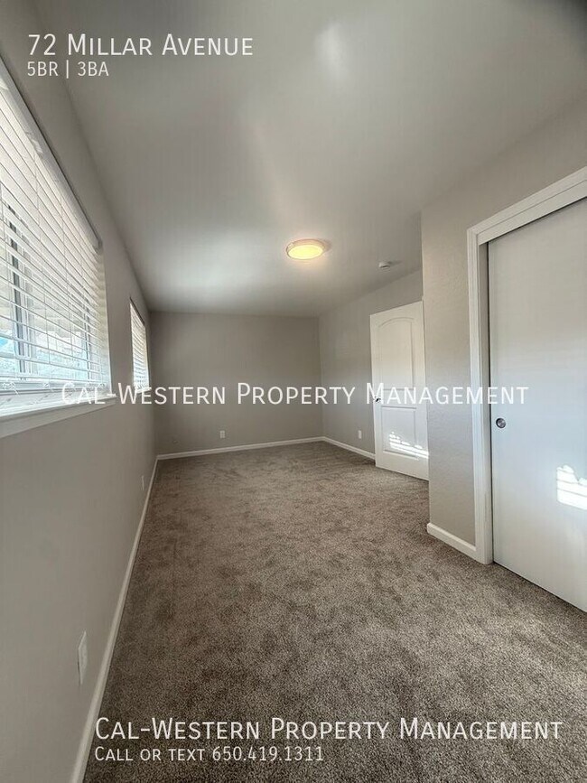 Building Photo - 72 Millar Ave