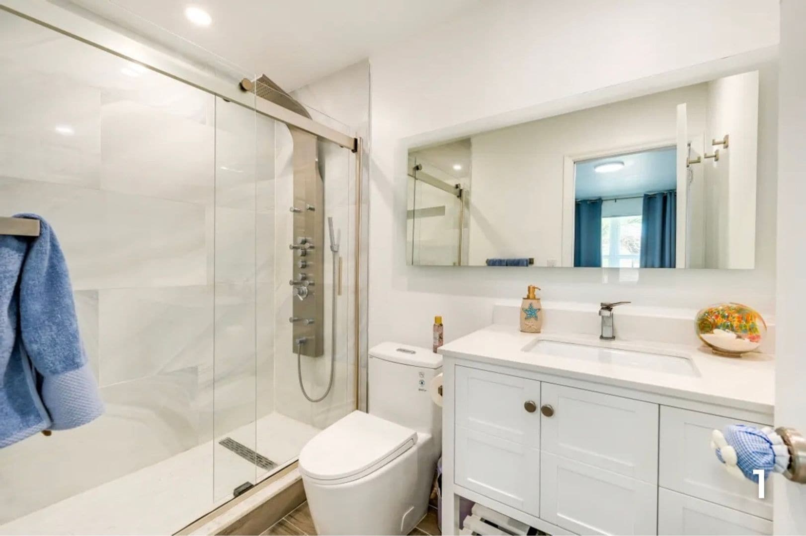 Building Photo - 731 W Elkcam Cir