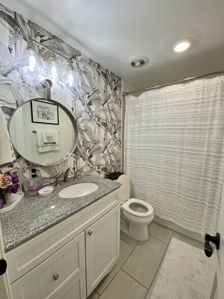 Guest bathroom - 11820 Mayfield Ave