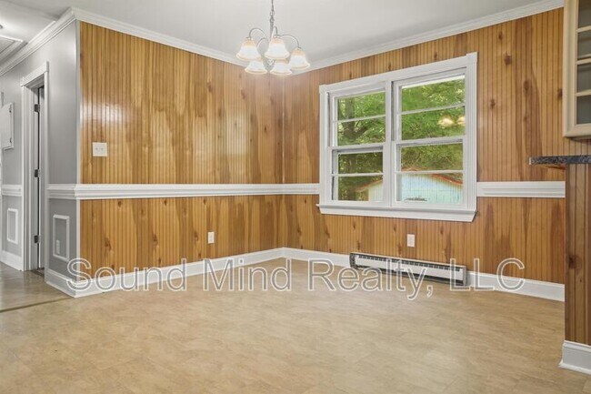 Building Photo - 312 Wilder Rd