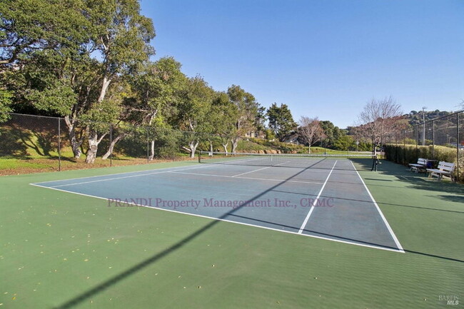 Building Photo - 5221 Shelter Bay Ave