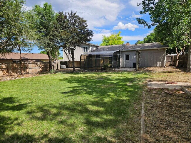 Building Photo - 7055 W Fremont Pl