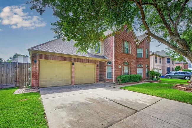 Building Photo - 11931 McKinney Falls Ln