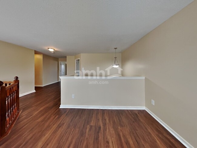 Building Photo - 760 Harvest Ridge Dr