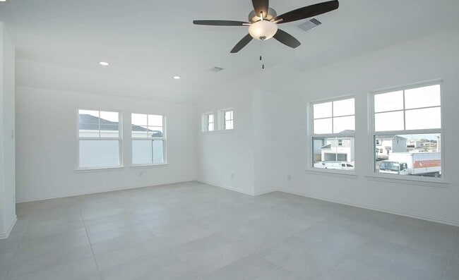 Building Photo - 3607 Crescent Moon Ct