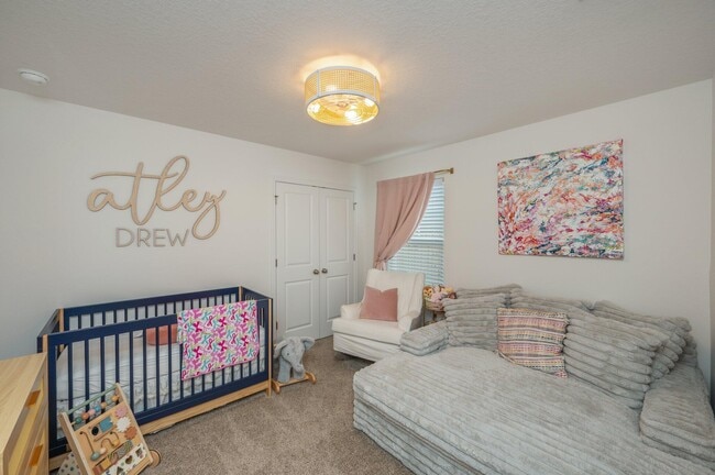 Building Photo - 691 S 11th St