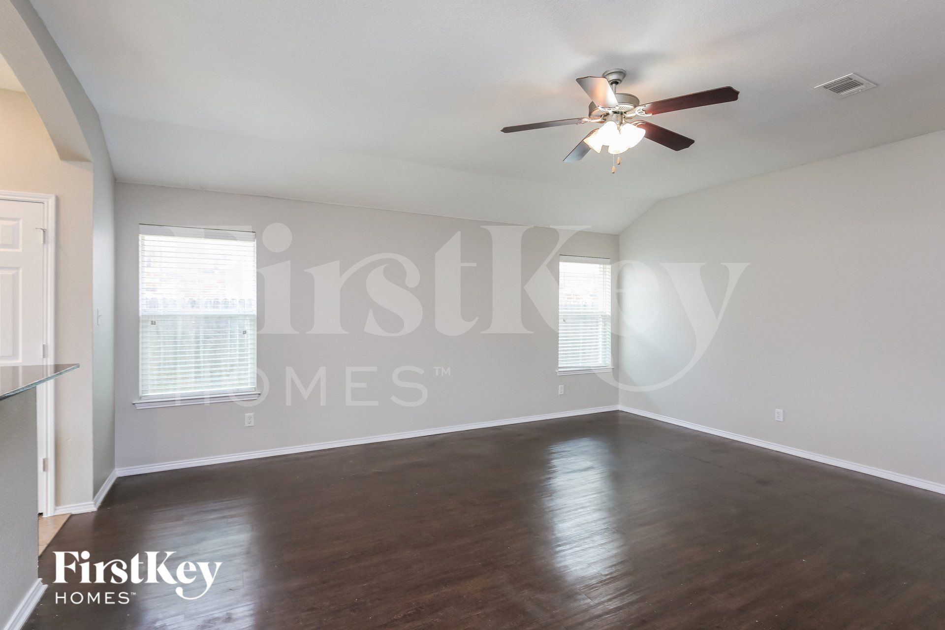 Building Photo - 2037 Cattle Creek Rd