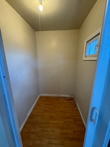 Building Photo - 189 Summer St