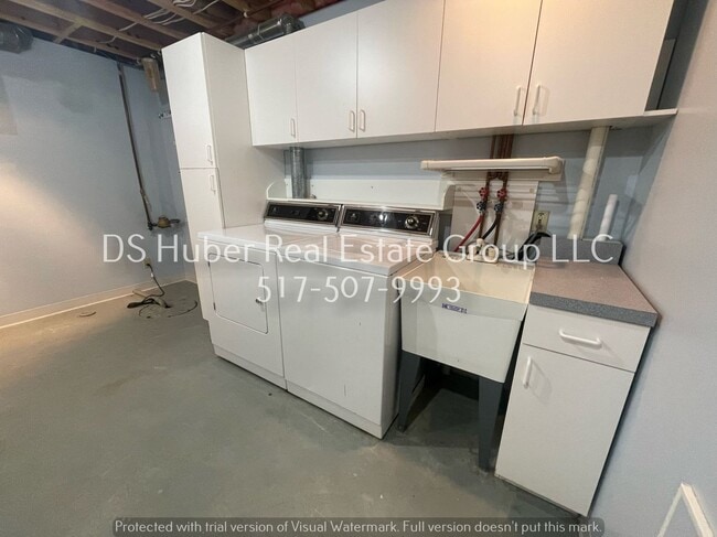 Building Photo - 1114 Dillon Cir