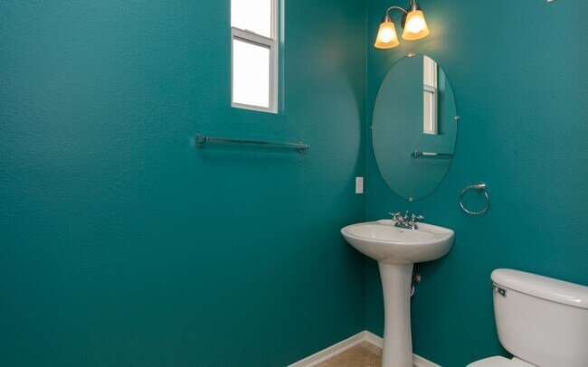 Building Photo - Condo in San Elijo!