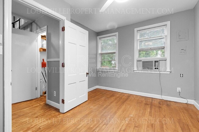 Building Photo - 710 Rubel Ave