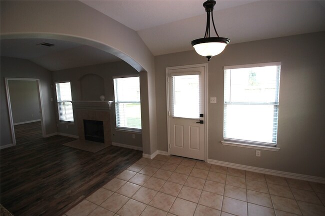 Building Photo - 16531 Sperry Gardens Dr