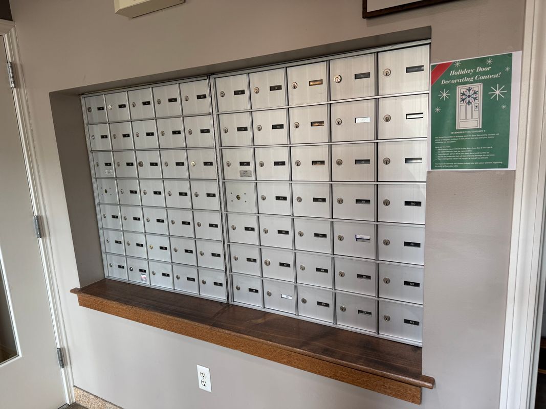 Building Photo - 35 Riverwalk Way