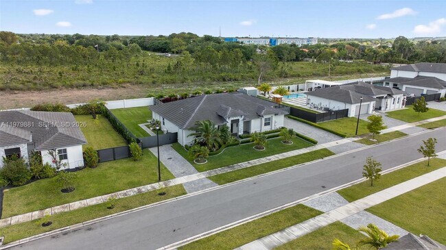 Building Photo - 16767 SW 290th Ln