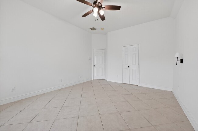 Building Photo - 19715 Azalea Brook Way