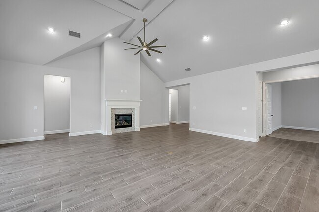 Building Photo - 8431 Willow Whisper Ln