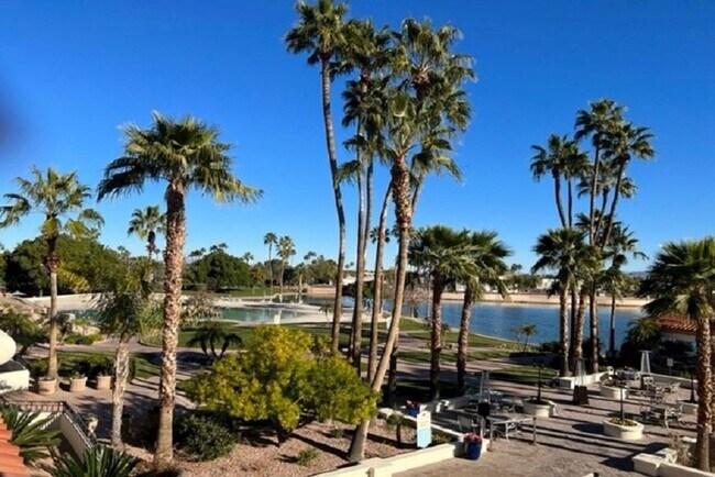 Building Photo - PALISADES AT VAL VISTA LAKES