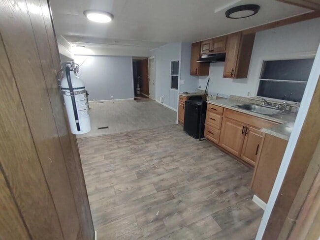 Building Photo - FOR RENT 3 Bedroom, 1 Bath Home in Laurel Lakes, NJ $1500