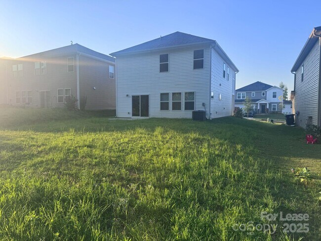 Building Photo - 125 Johns Cardinal Dr