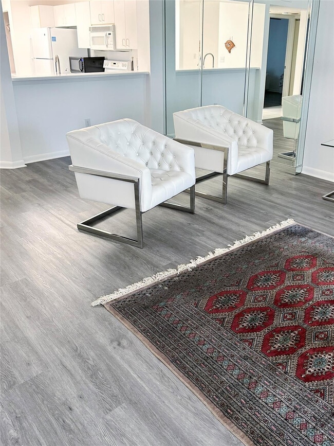 Building Photo - 9511 Weldon Cir