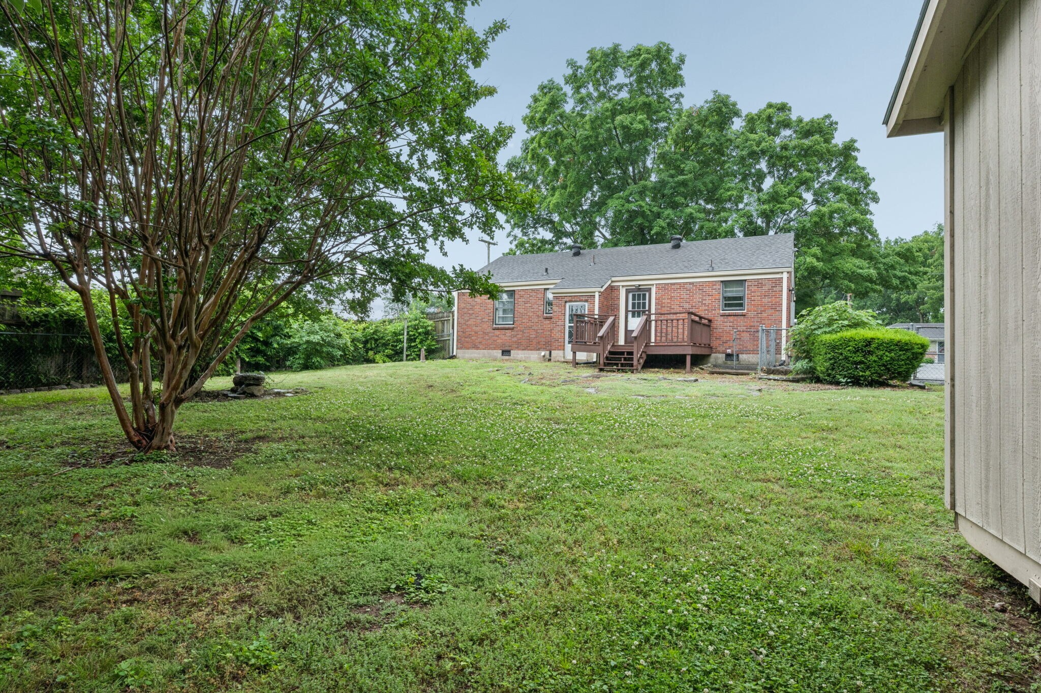 Building Photo - 3522 Hewlett Dr