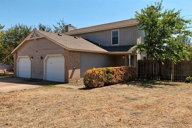 Building Photo - 8811 Springmail Cir