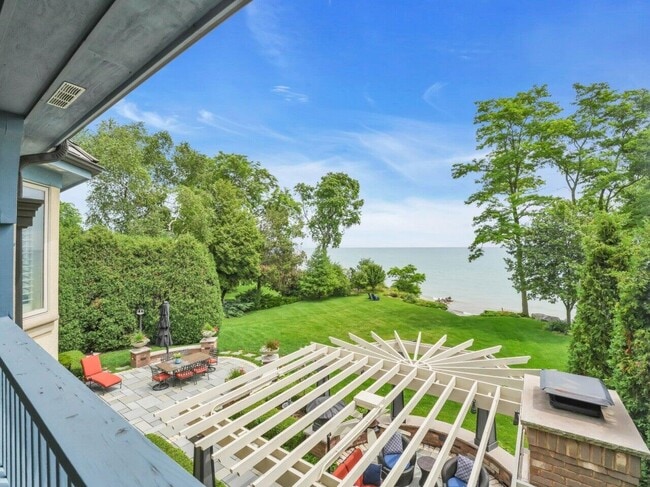 Building Photo - 106 Michigan Ct