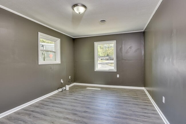 Building Photo - 3607 Massiot Dr