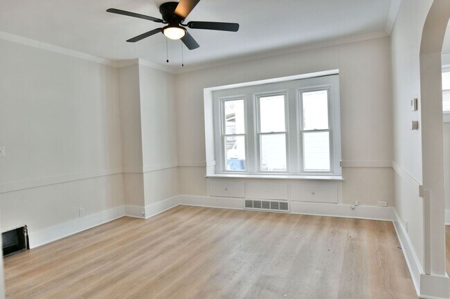 Building Photo - 310/312 Prospect St