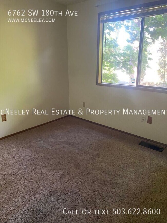 Building Photo - 6762 SW 180th Ave