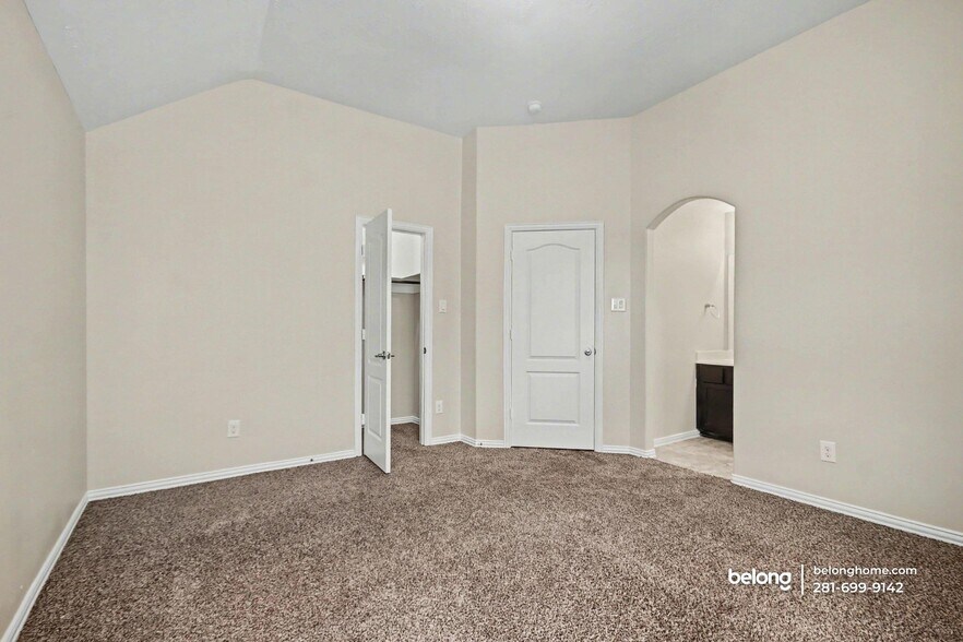 Building Photo - 1818 Luminous Waters Ln