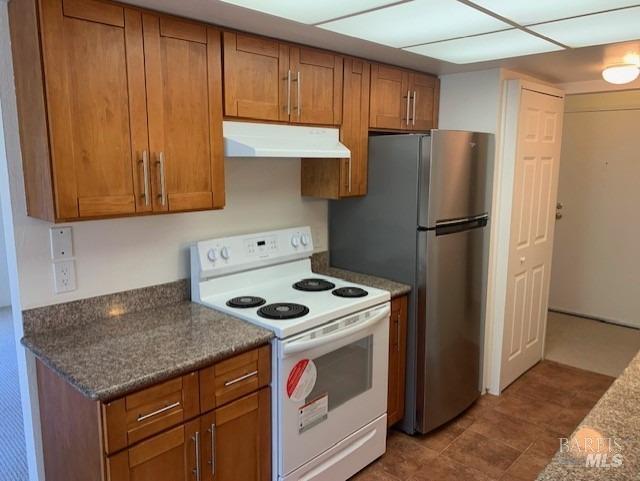 Building Photo - 1579 Lincoln Ave