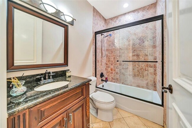 Building Photo - 4822 Valjean Ave