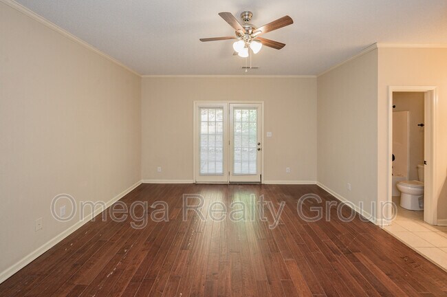 Building Photo - 5314 Austin St