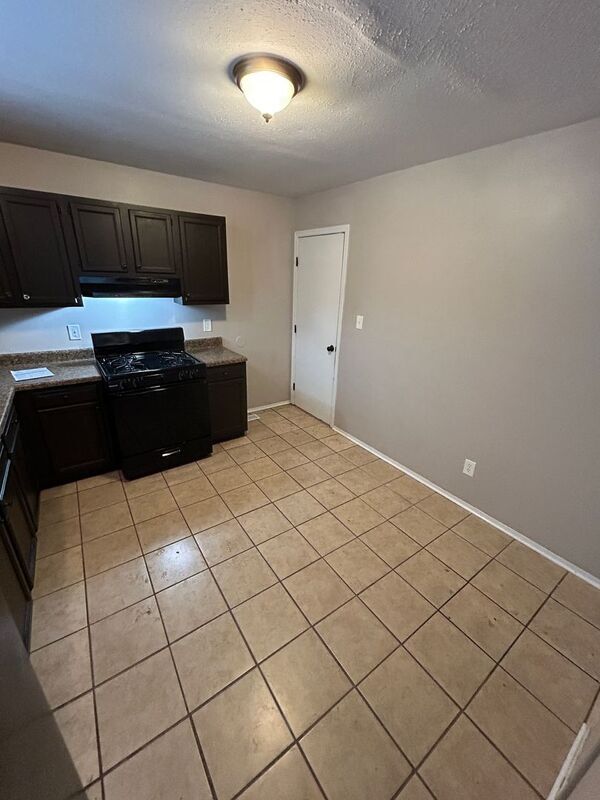 Building Photo - 116 Grether Ave