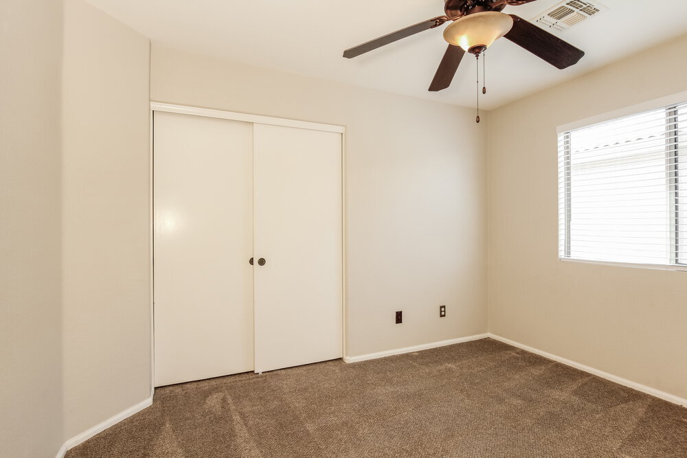 Building Photo - 1105 E Nardini St