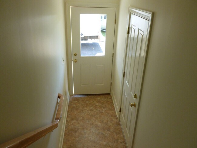 Building Photo - Big Stuff House