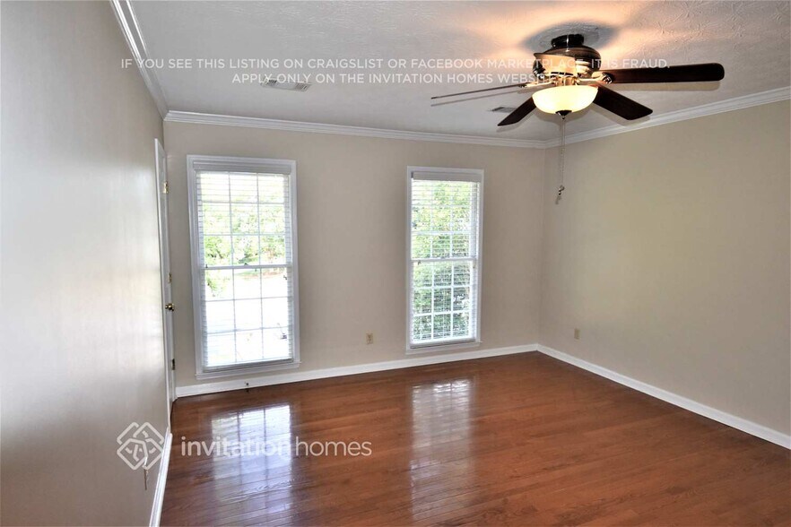 Building Photo - 125 Astwood Ct
