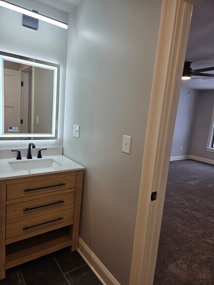 Master Bathroom - 602 Forest Ln