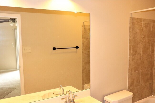 Building Photo - 7718 High Village Dr