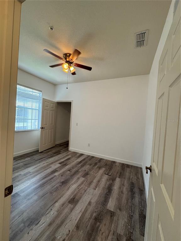 Building Photo - 3000 Laurel Park Ln