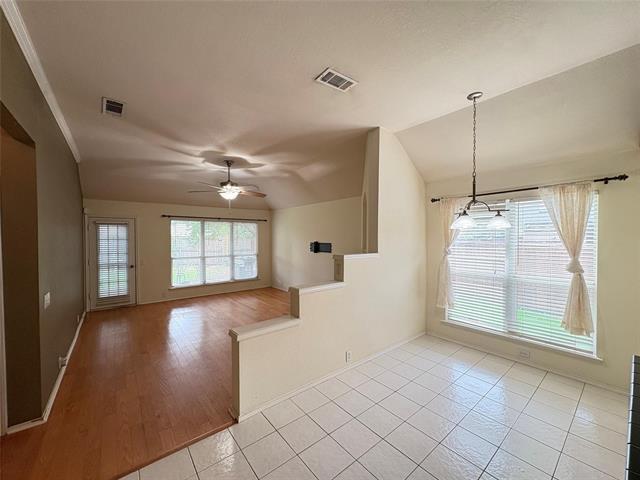 Building Photo - 2317 Killarney Dr