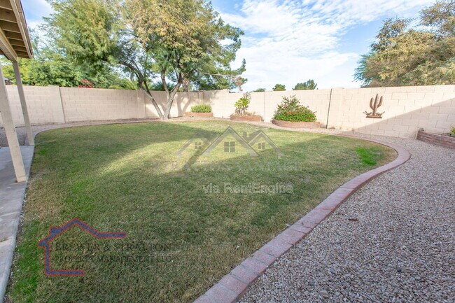 Building Photo - 1101 N Jackson St