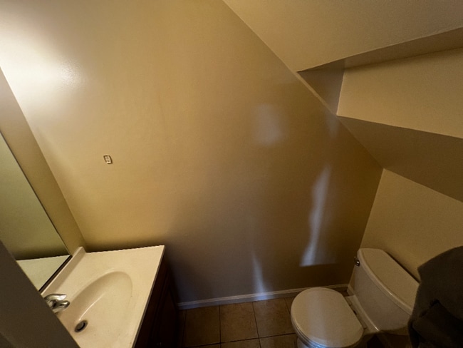 Building Photo - 4327 Fairlands Dr