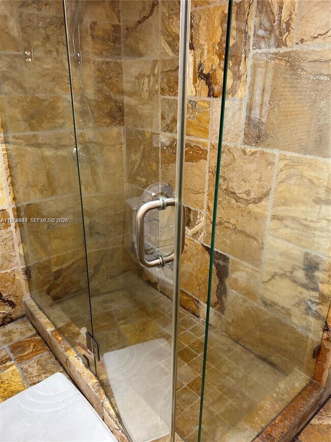 Building Photo - 1500 Bay Rd