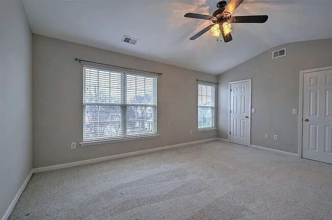 Building Photo - Location, Location!