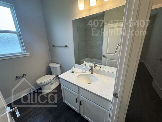 Building Photo - 4336 Las Almanos Ave