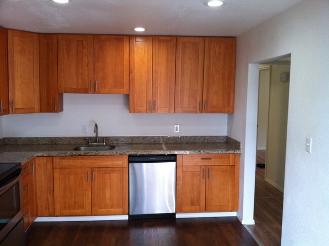 Building Photo - 917 142nd Ave SE