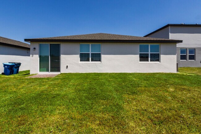 Building Photo - 4/3  Lawson Dunes in Haines City